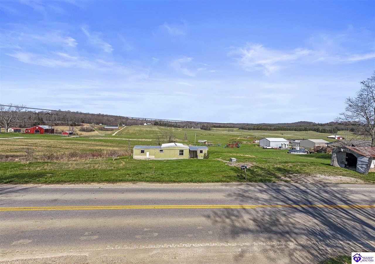 6474 Hardinsburg Road Cecilia, KY 42724 #1