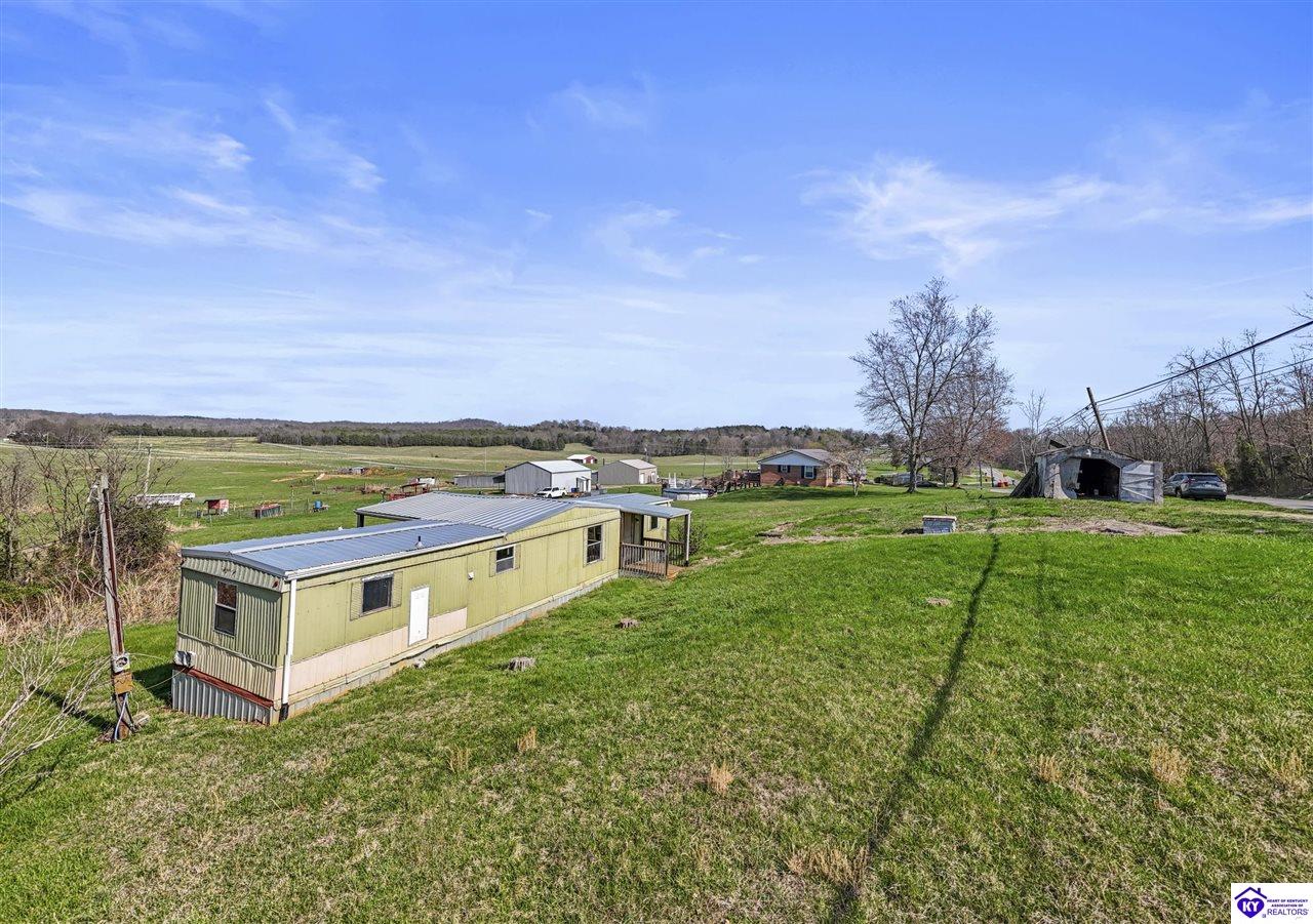 6474 Hardinsburg Road Cecilia, KY 42724 #2