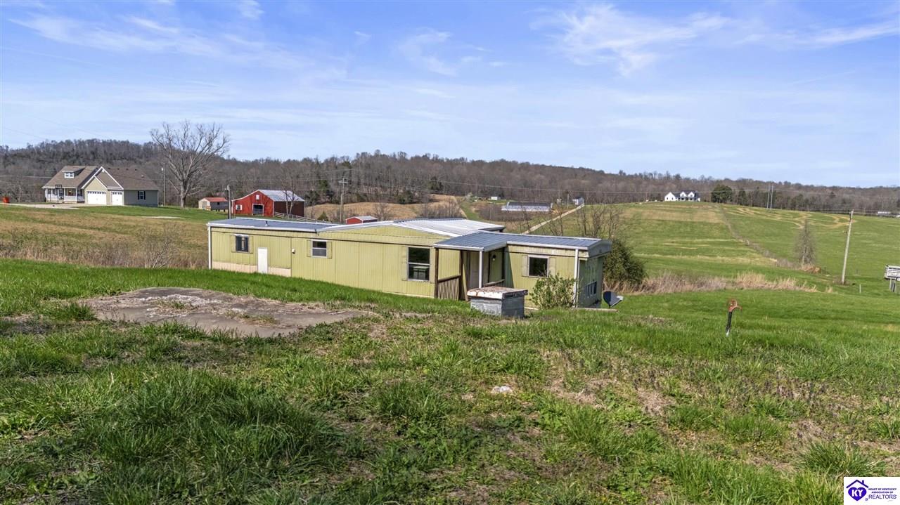 6474 Hardinsburg Road Cecilia, KY 42724 #4