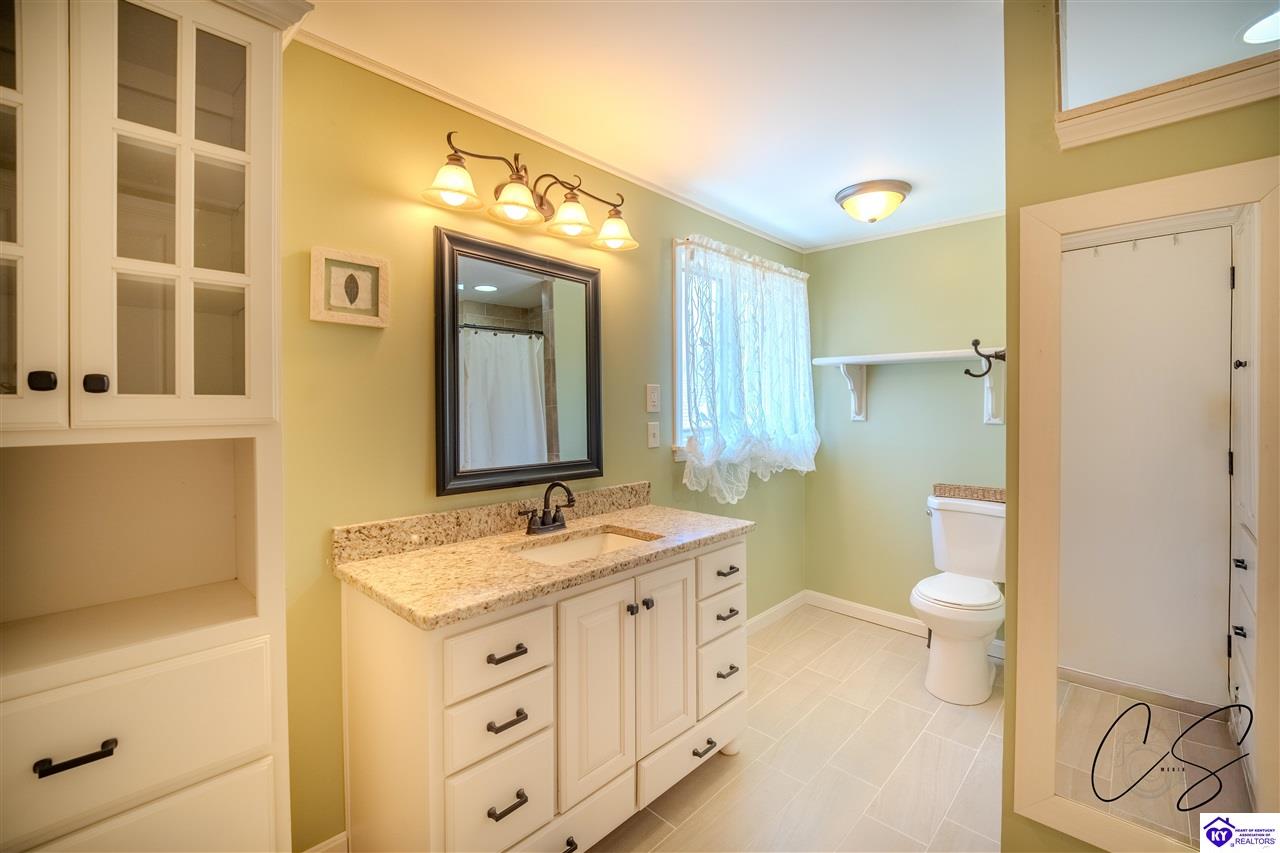 1058 Crisp Road Elizabethtown, KY 42701 #2