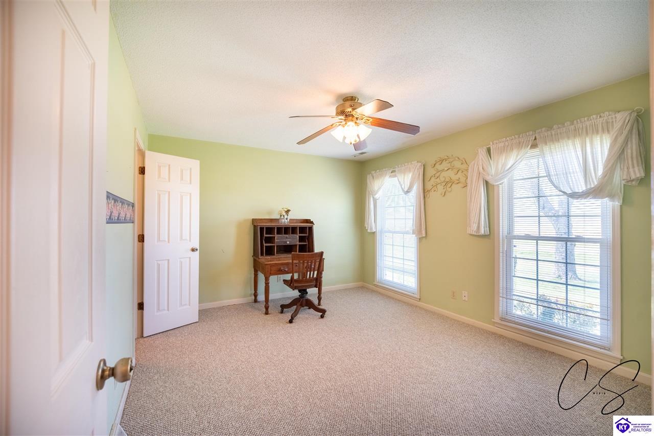 1058 Crisp Road Elizabethtown, KY 42701 #4