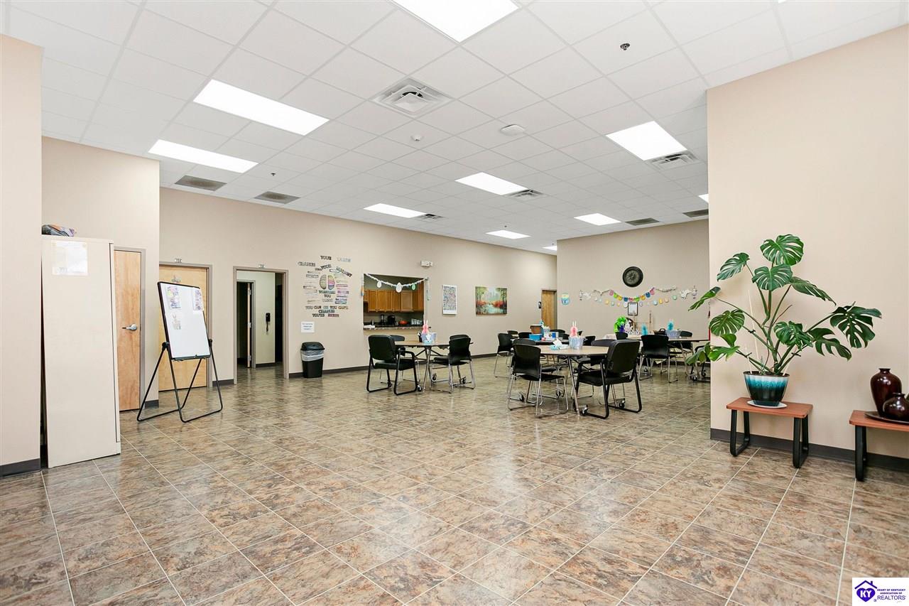 805 Commerce Drive Leitchfield, KY 42754 #3