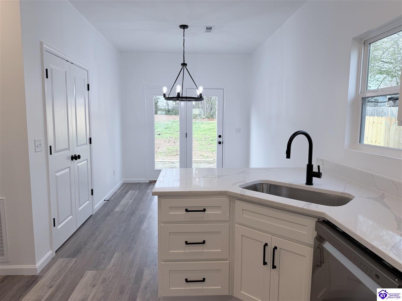 95 Tanner Road Hodgenville, KY 42748 #4