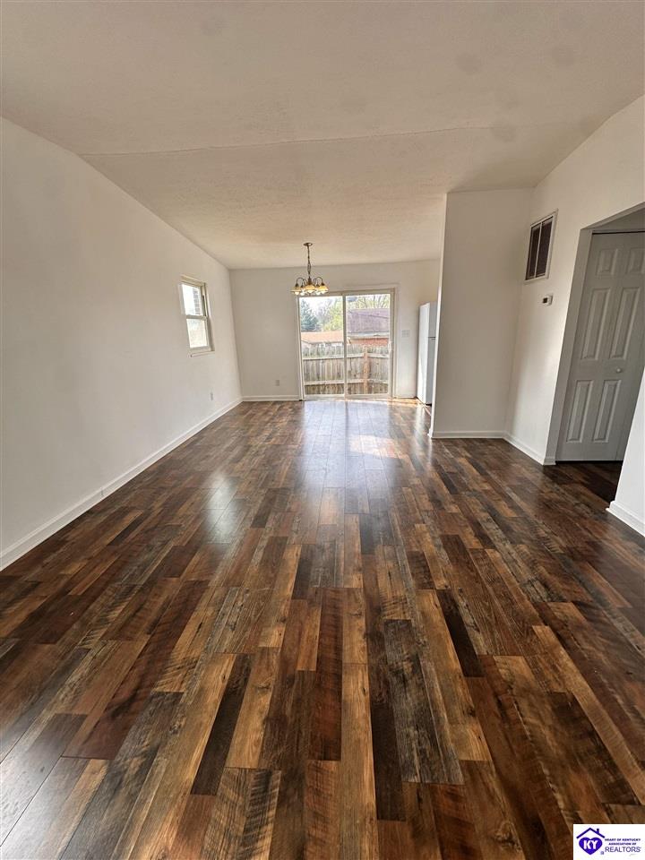 116 Kim Court Radcliff, KY 40160 #1