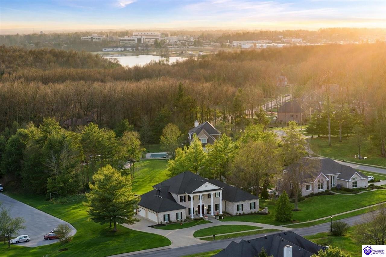 803 Foxfire Road Elizabethtown, KY 42701 #1