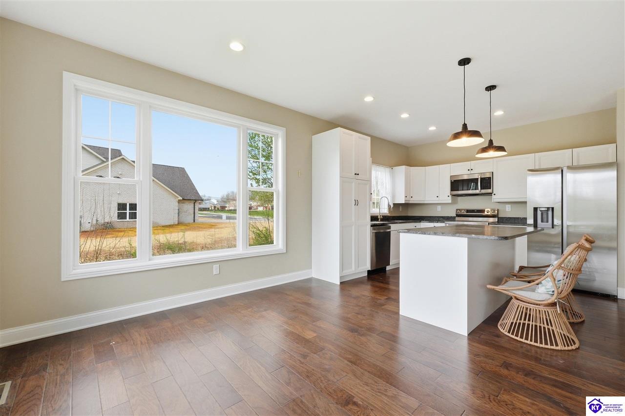 502 Langley Trace Elizabethtown, KY 42701 #4