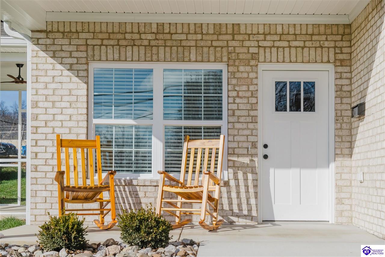 1104 N Main StreetElizabethtown,&nbsp;KY&nbsp;42701