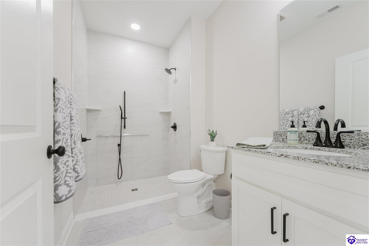 1104 N Main Street Elizabethtown, KY 42701 #2