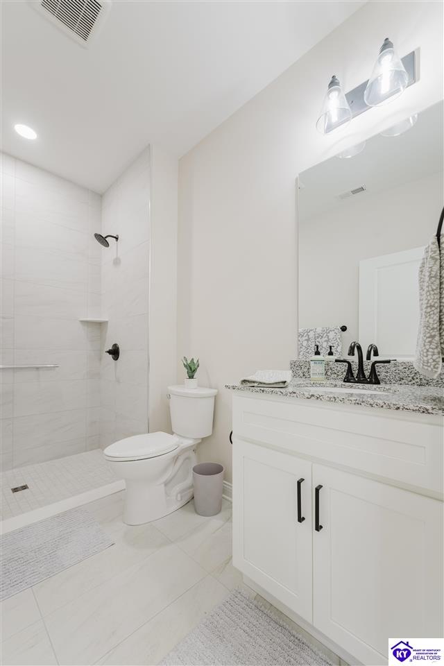 1104 N Main Street Elizabethtown, KY 42701 #3