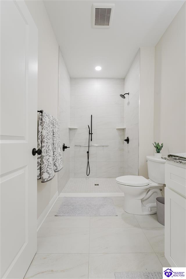 1104 N Main Street Elizabethtown, KY 42701 #4