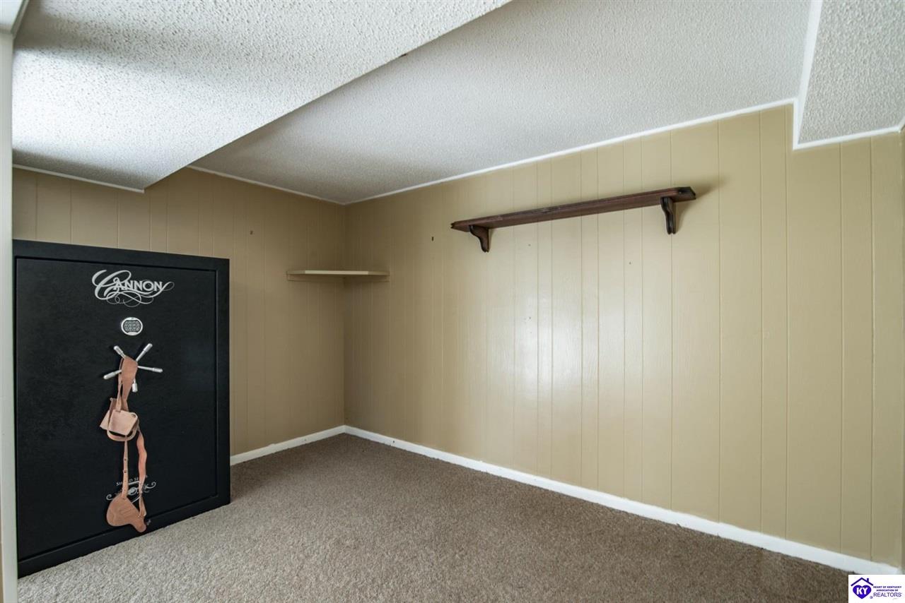 812 Burgundy Court Elizabethtown, KY 42701 #2