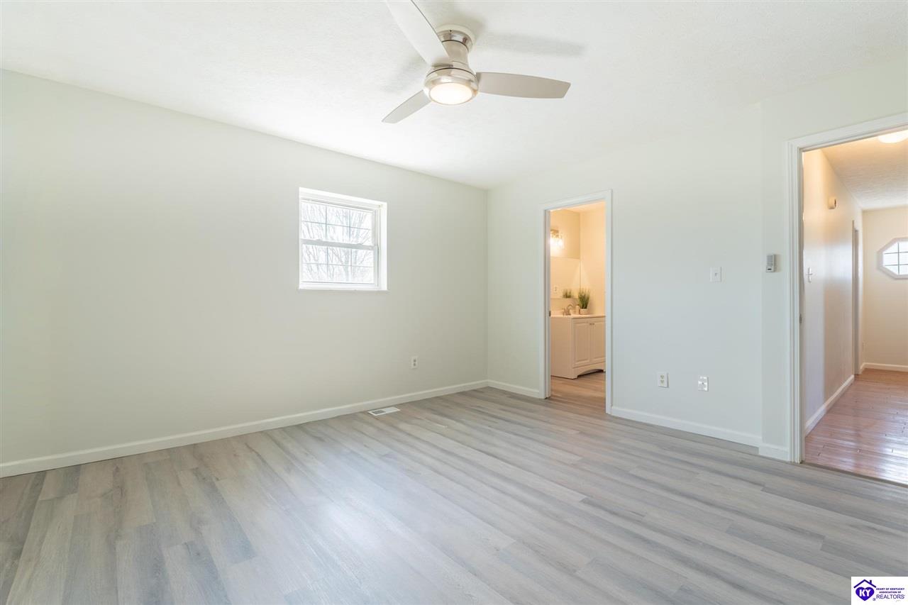 320 Shelton Road Radcliff, KY 42701 #4