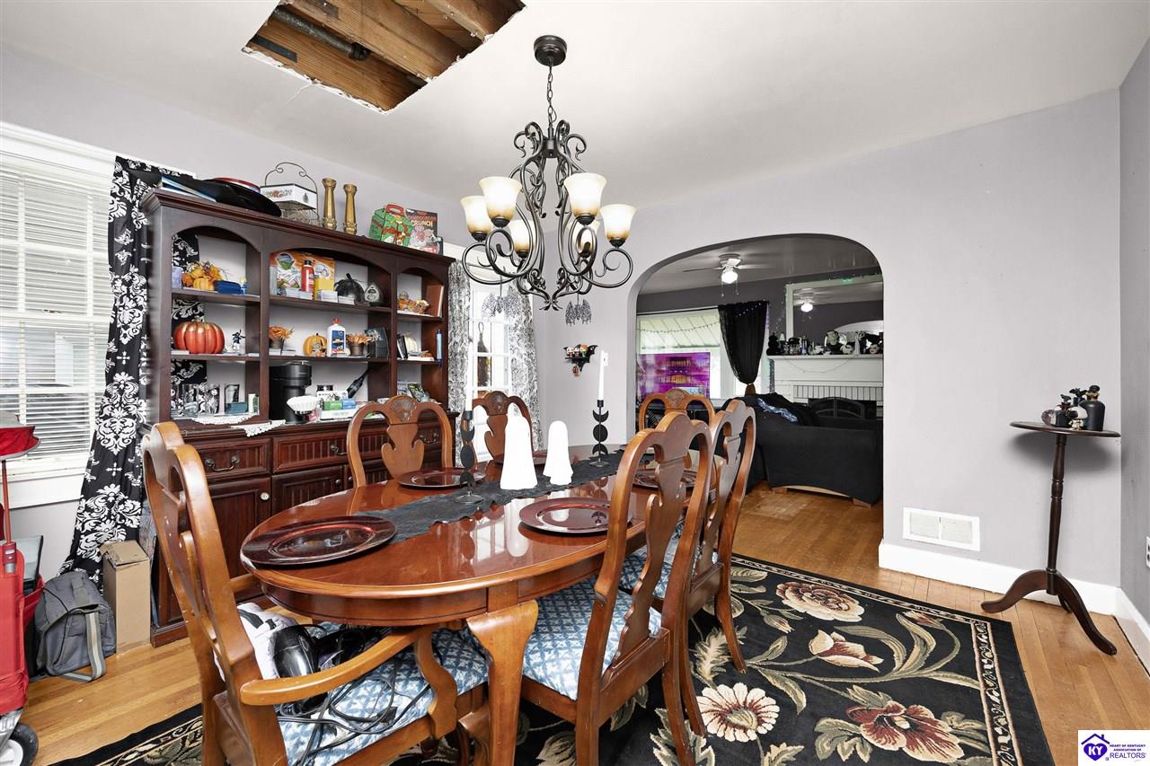 105 W Leech Avenue Glasgow, KY 42141 #2