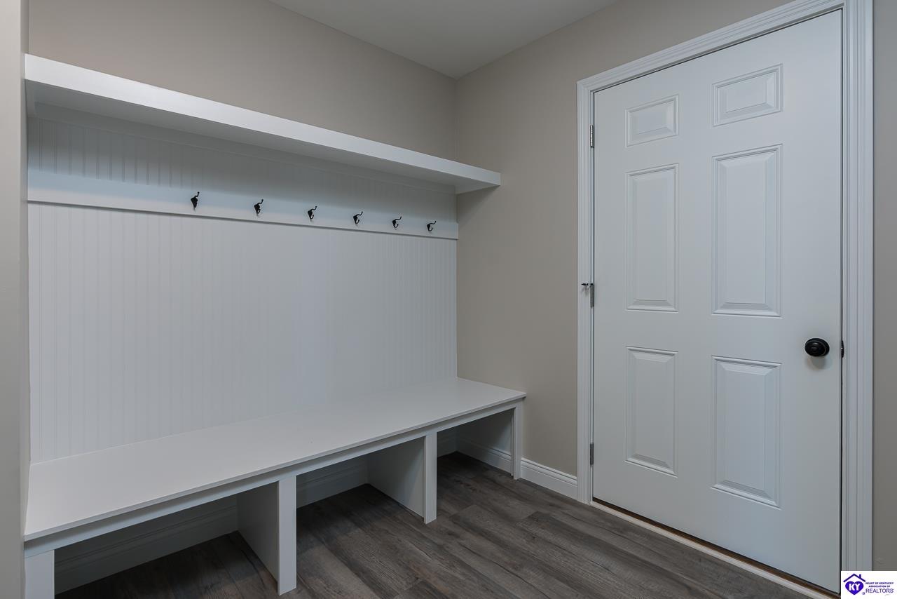 389 Williamsburg Drive Mount Washington, KY 40004 #2