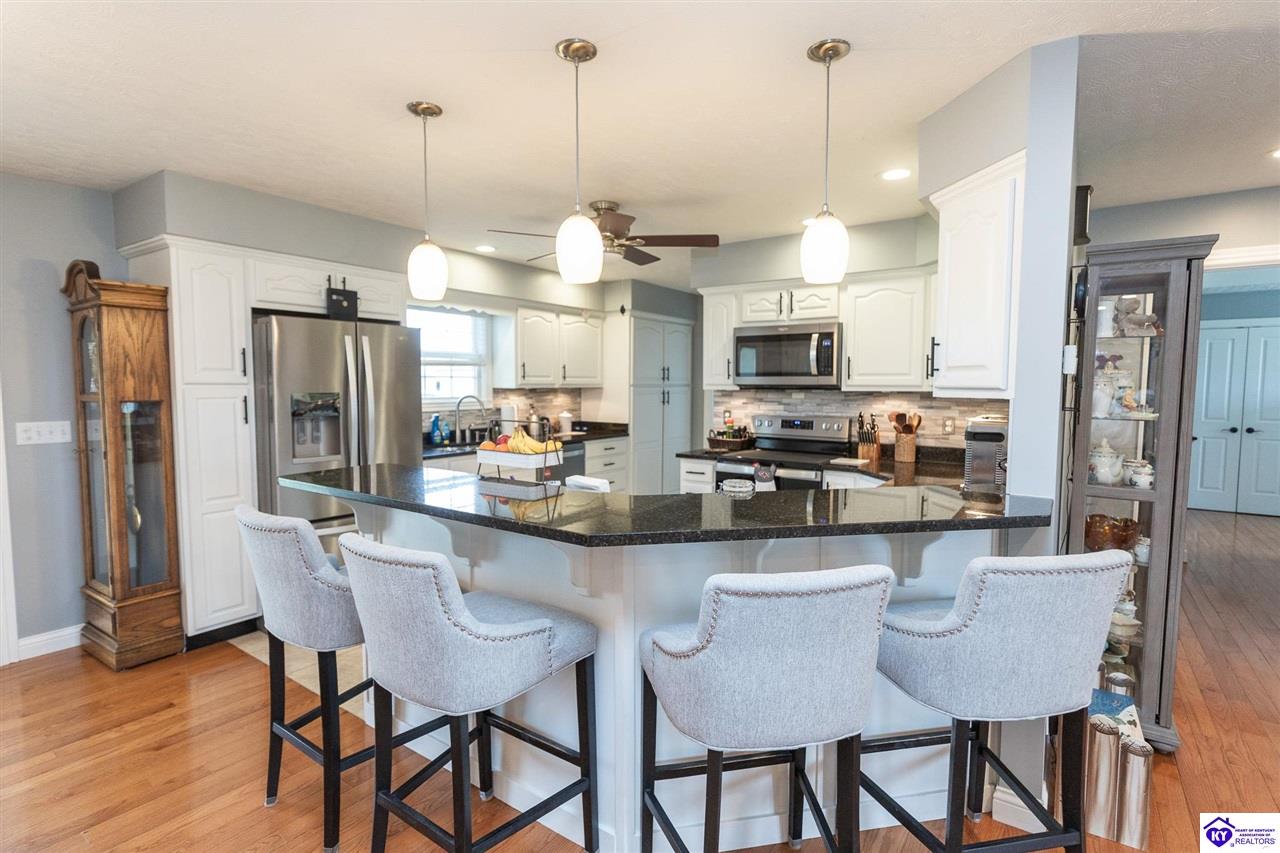 14898 Hardinsburg Road Cecilia, KY 42724 #2