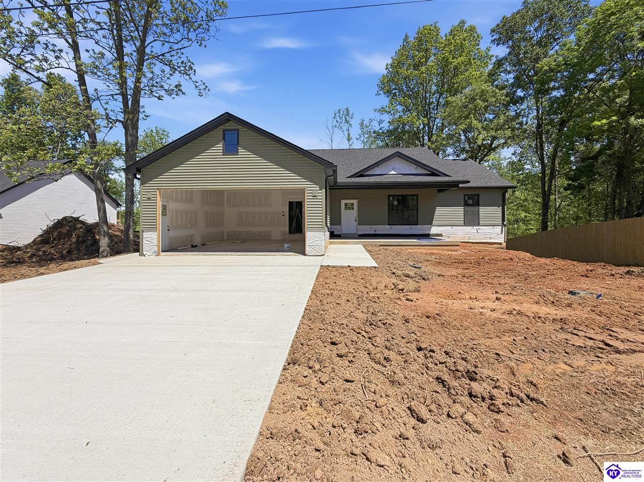 244 quail run road Brandenburg, KY 40108
