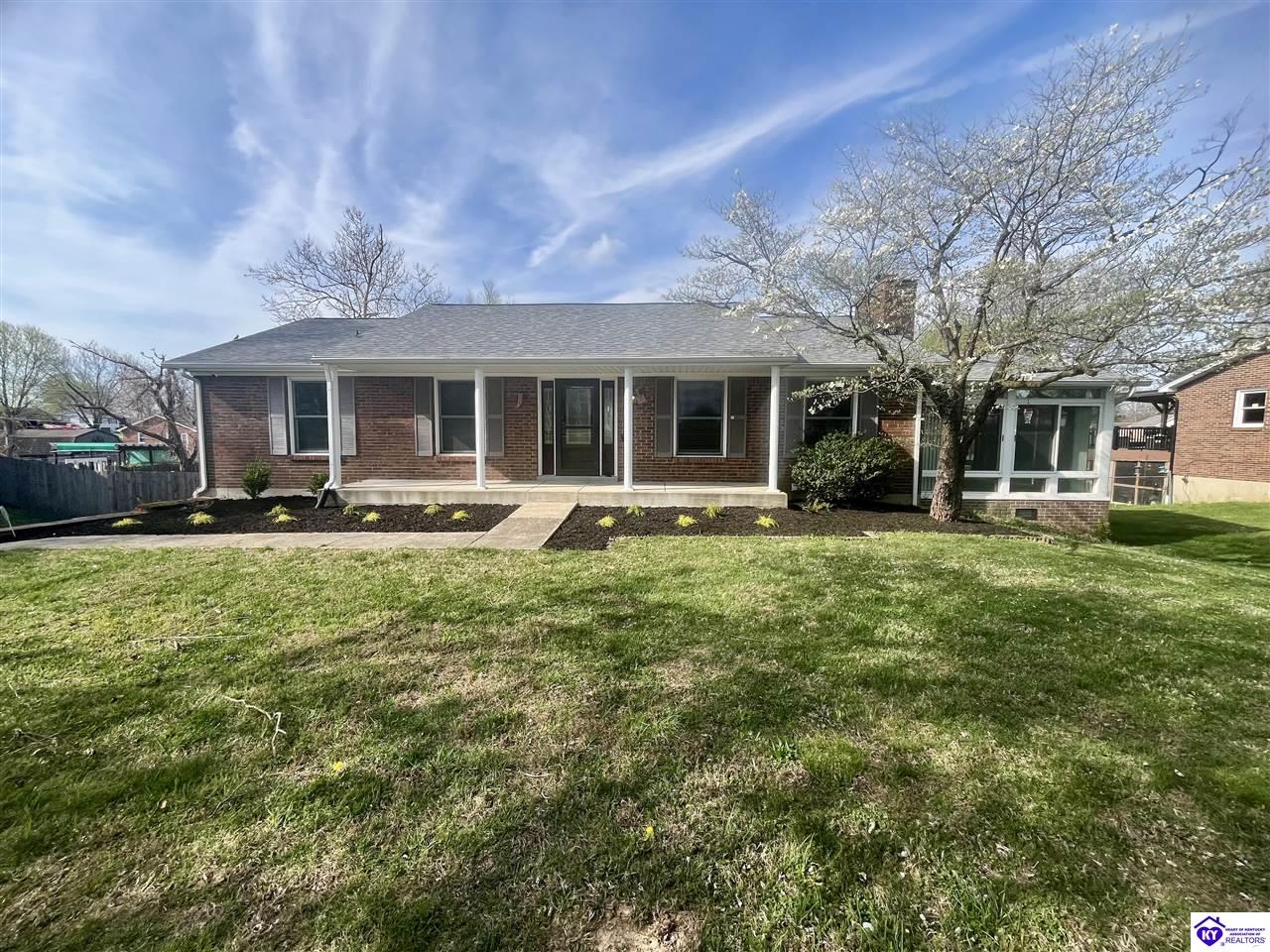 1623 Hutcherson LaneElizabethtown,&nbsp;KY&nbsp;42701