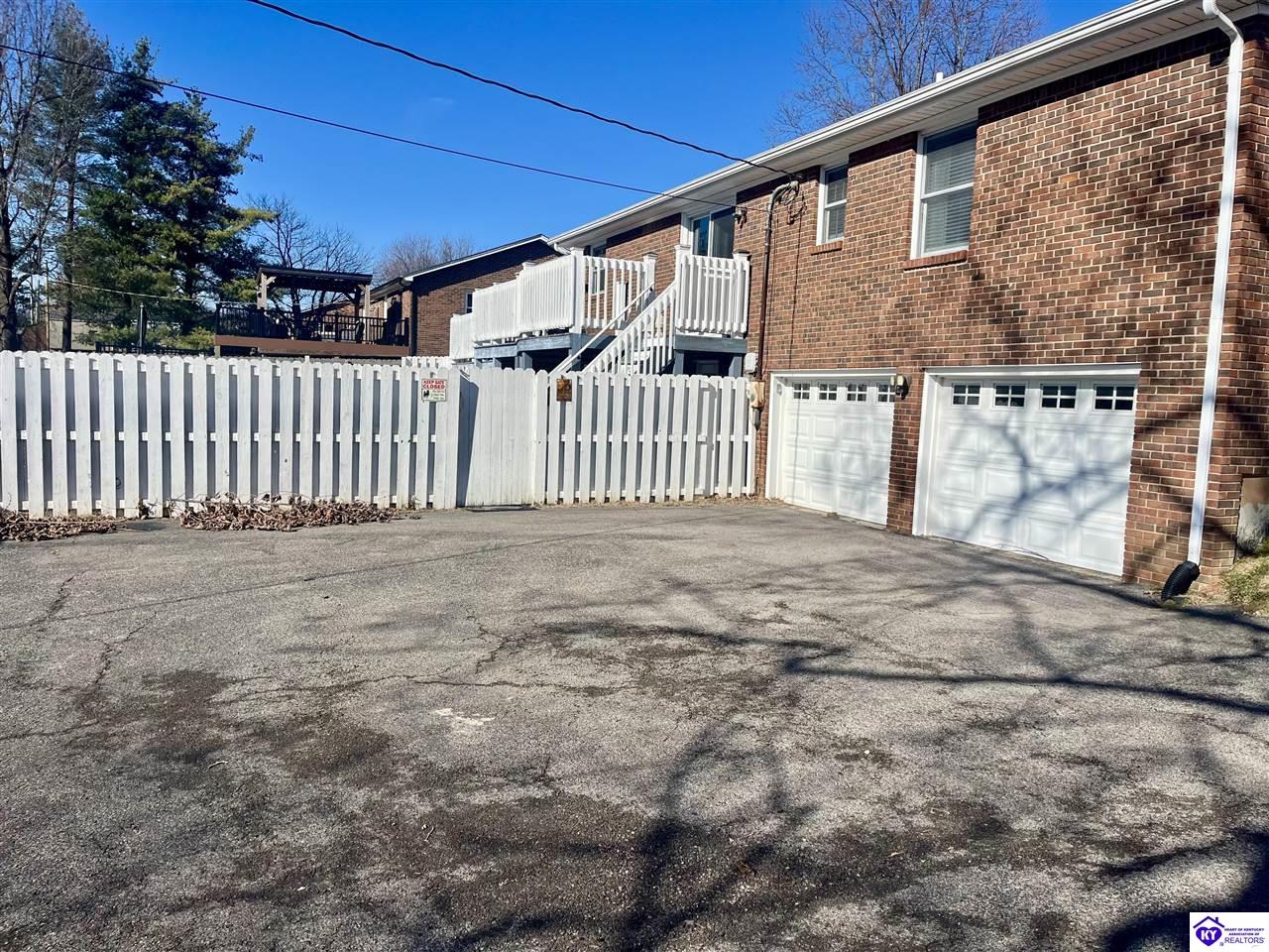 1623 Hutcherson Lane Elizabethtown, KY 42701 #3