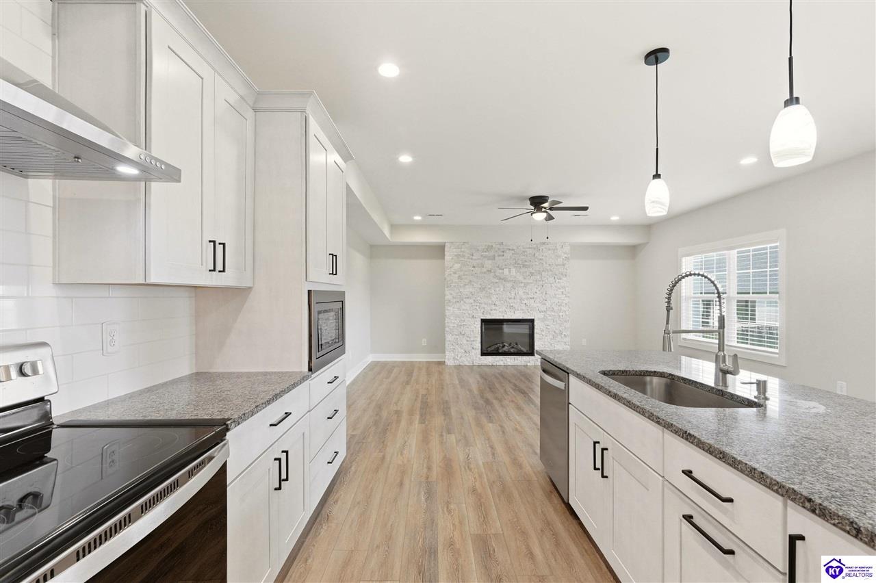 113 Ascension Way Elizabethtown, KY 42701 #3