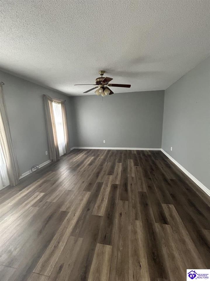 140 Cecilianna Drive Elizabethtown, KY 42701 #1