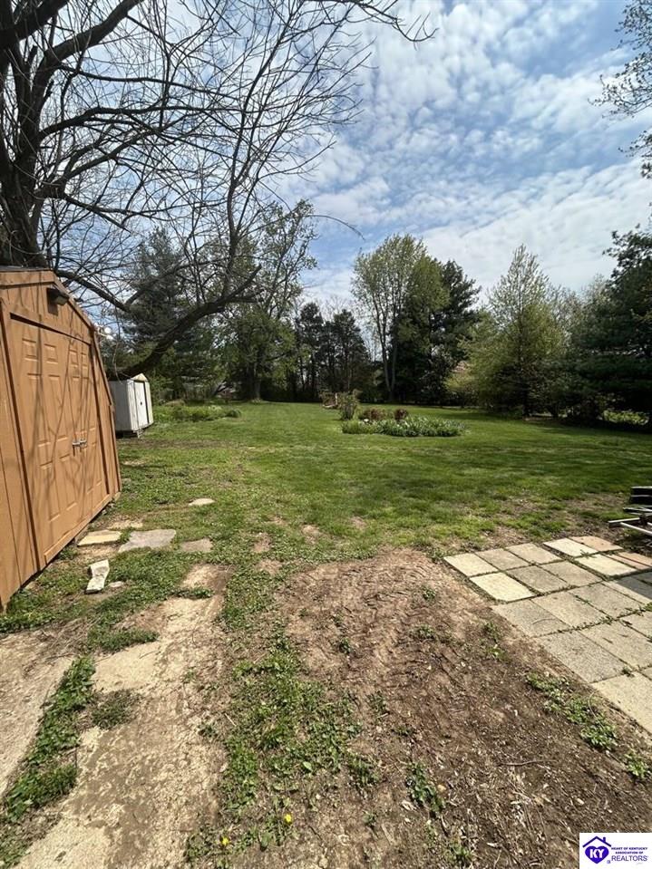 140 Cecilianna Drive Elizabethtown, KY 42701 #3