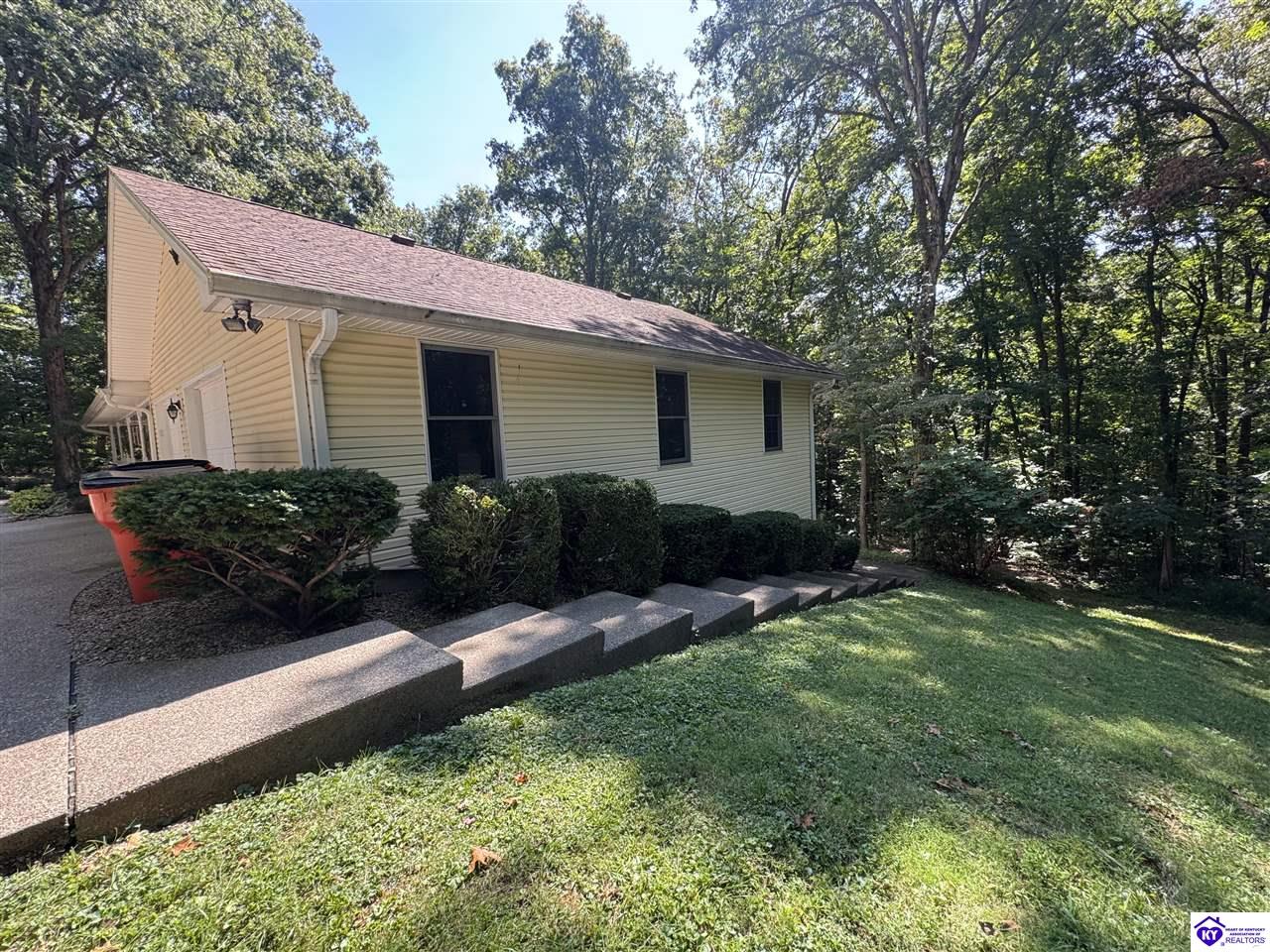 7030 Shepherdsville Road Elizabethtown, KY 42701 #2