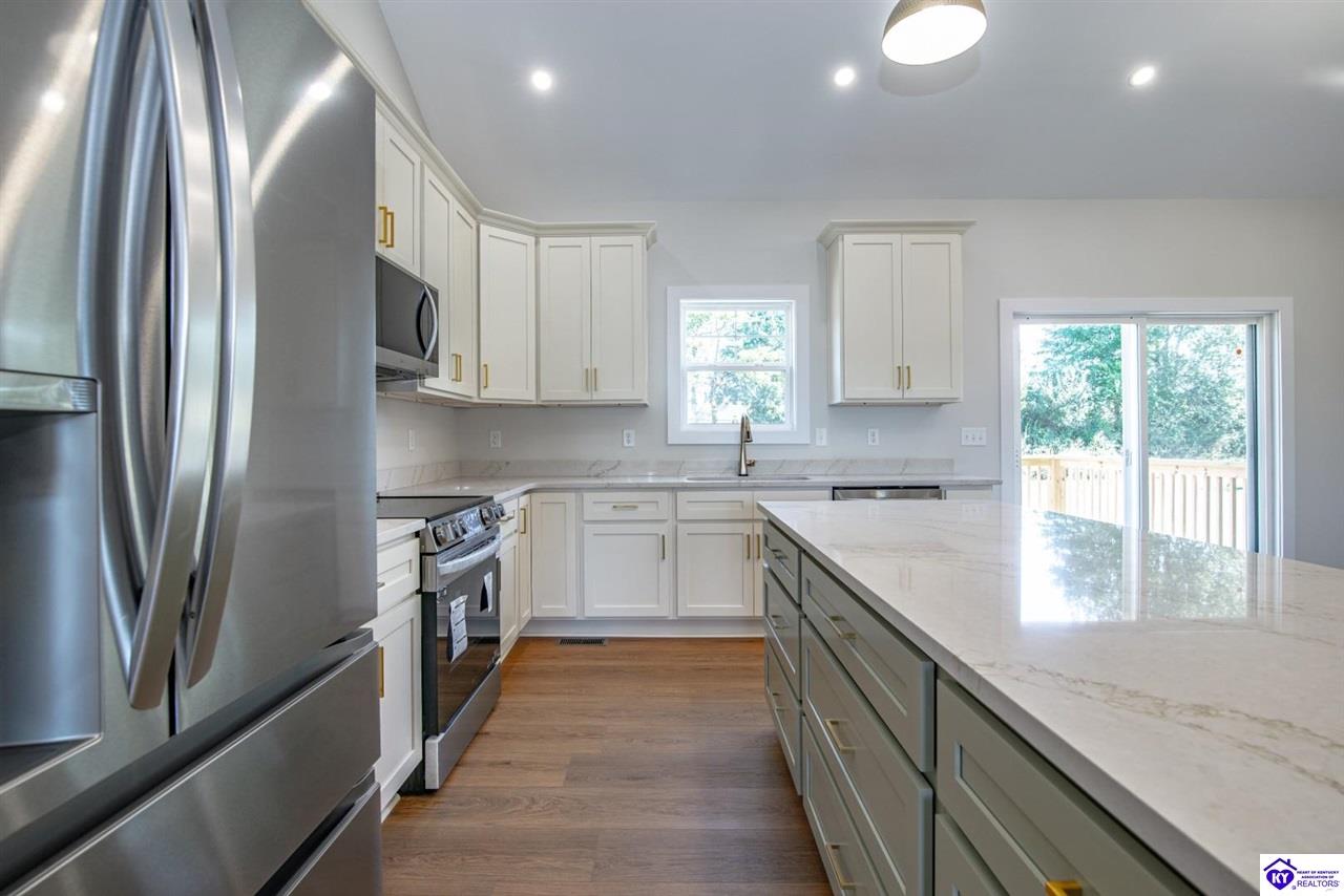 236 Wild Deer Drive Elizabethtown, KY 42701 #4