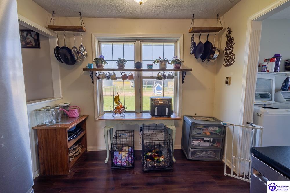 624 Alvin Brooks Road Buffalo, KY 42716 #4