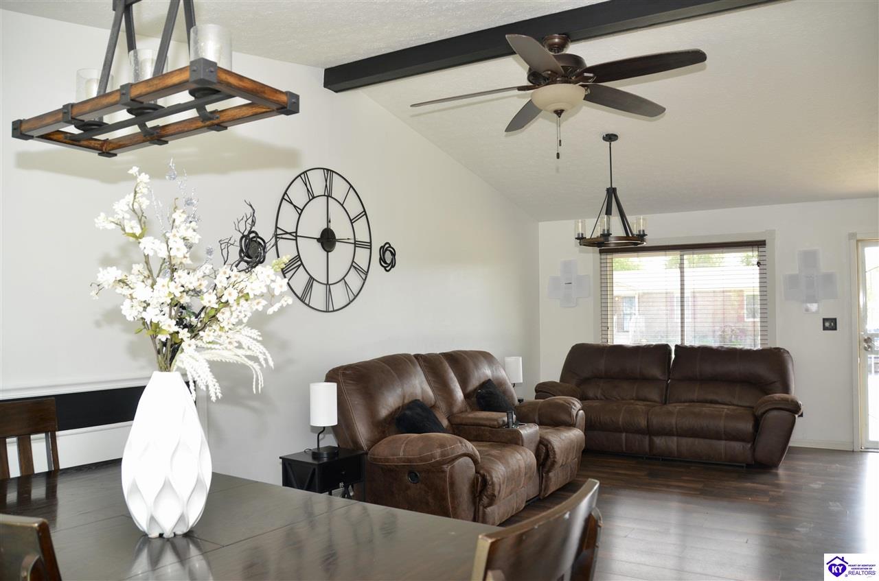 621 Independence Drive Radcliff, KY 40160 #3