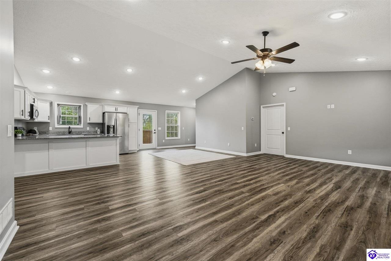 13560 Salt River Road Eastview, KY 42732 #3