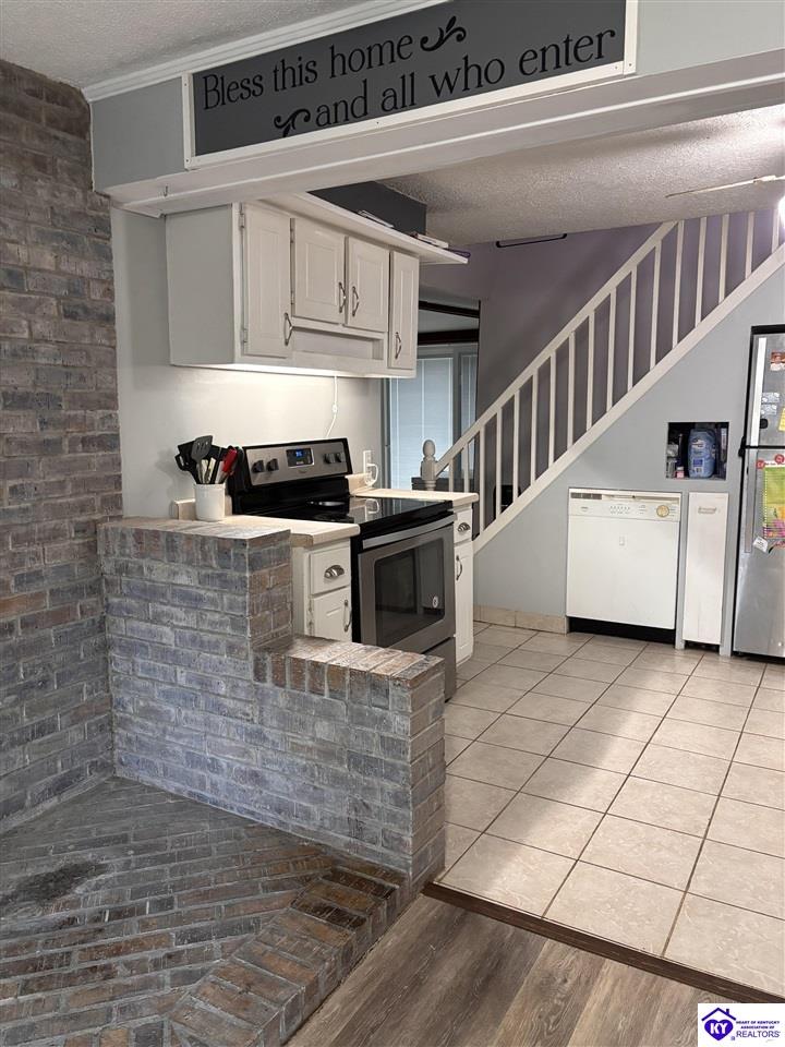 7661 North Jackson Highway Magnolia, KY 42757 #3