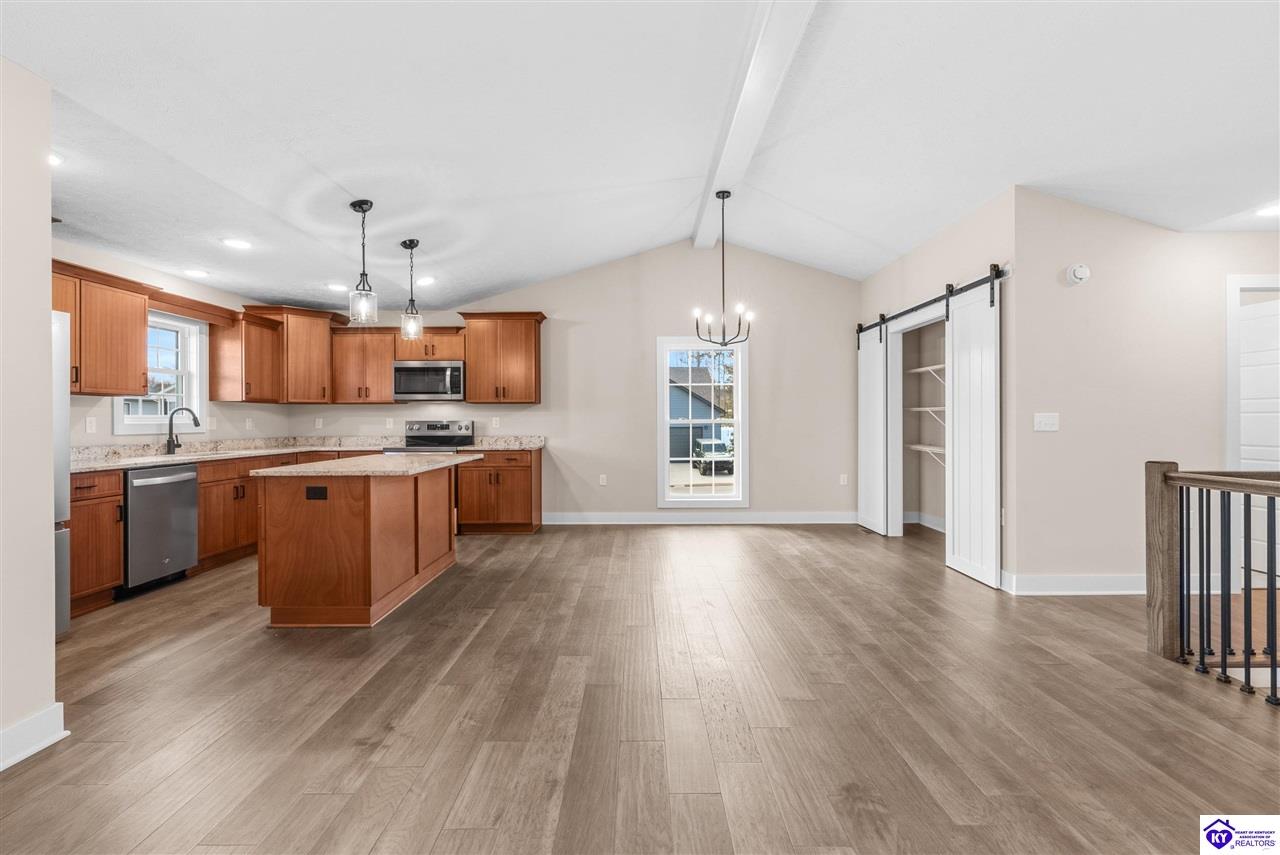 504 Ashwood Avenue Elizabethtown, KY 42701 #4