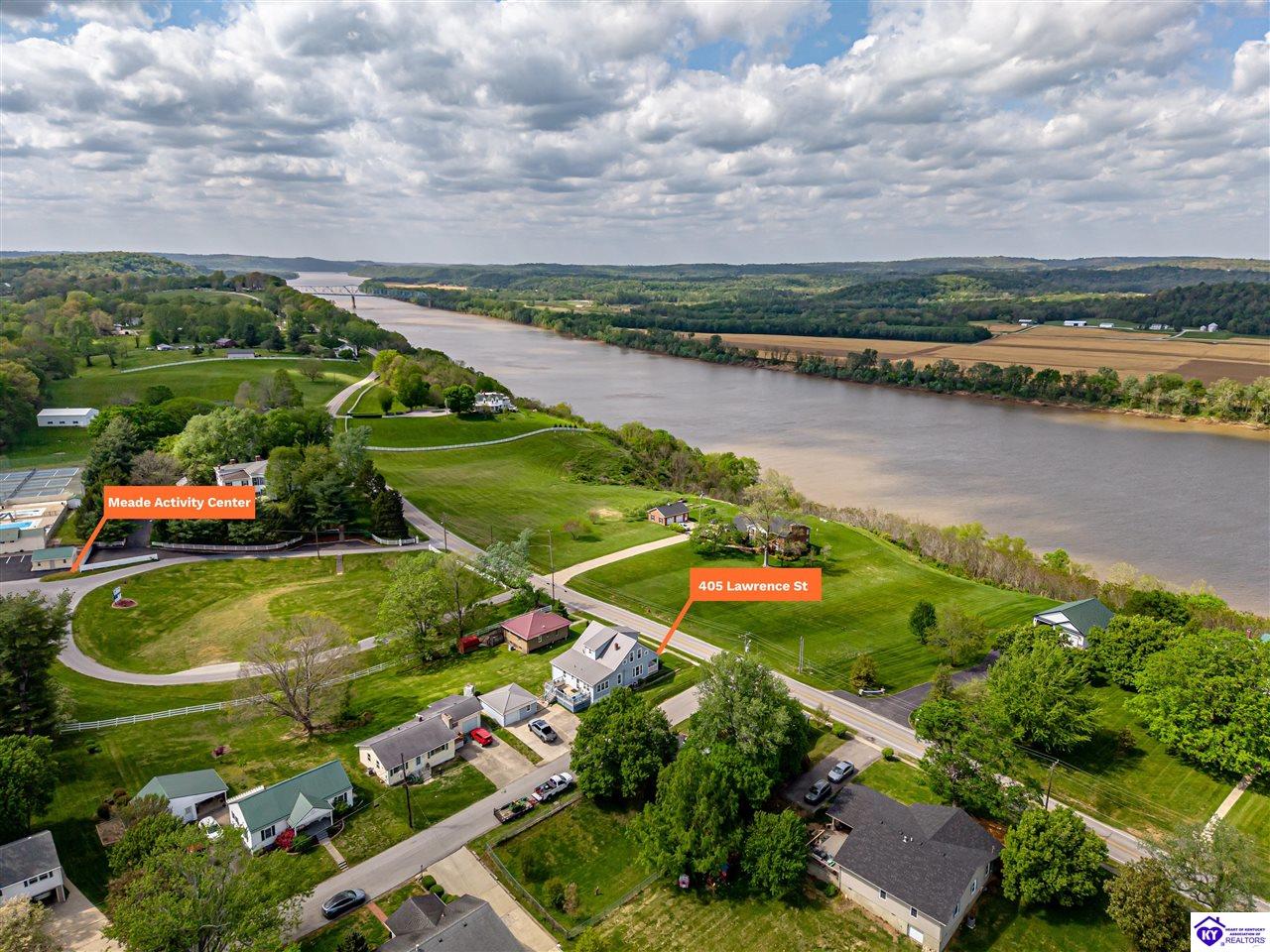 405 Lawrence Street Brandenburg, KY 40108 #1