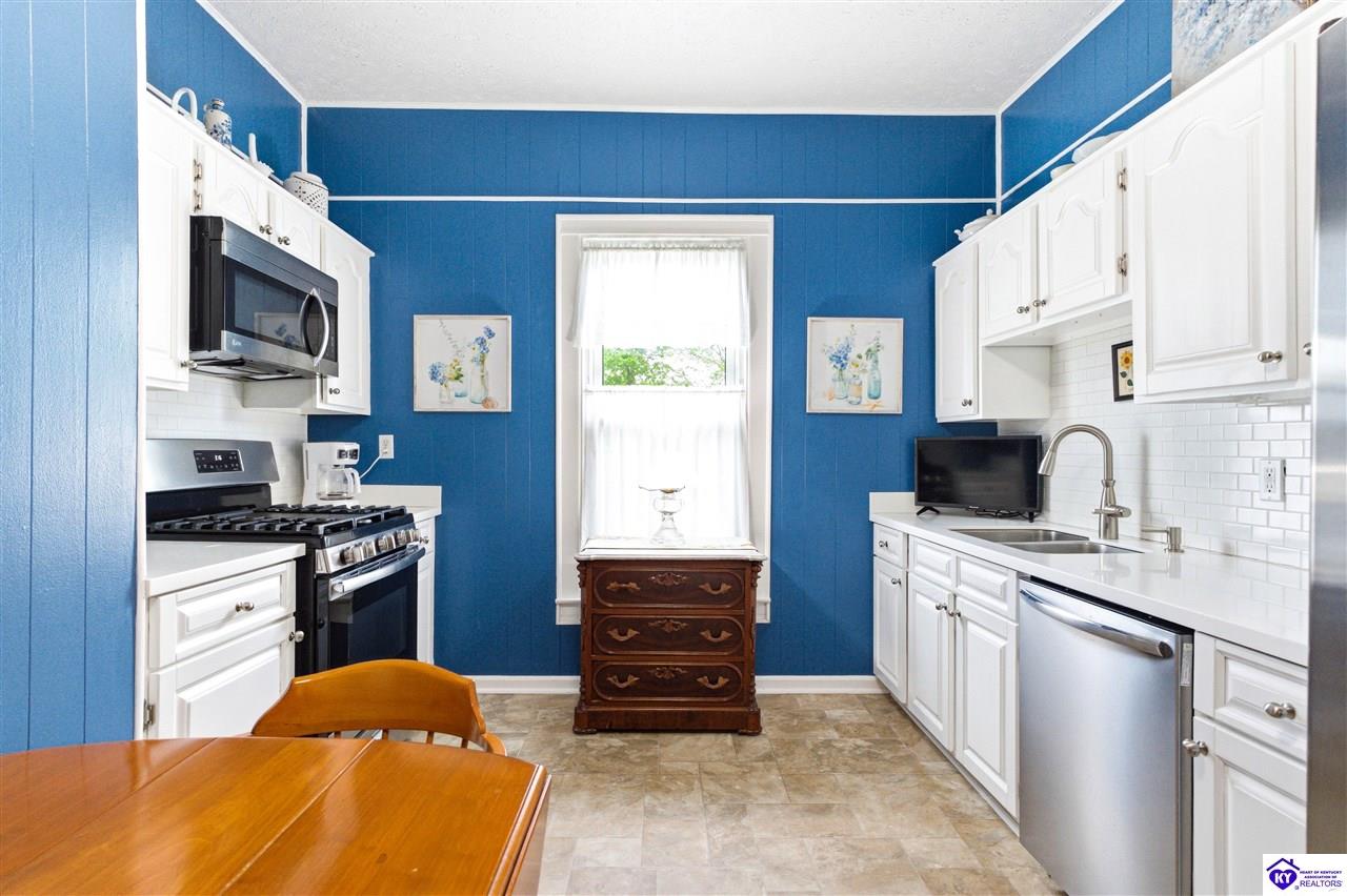 405 Lawrence Street Brandenburg, KY 40108 #4