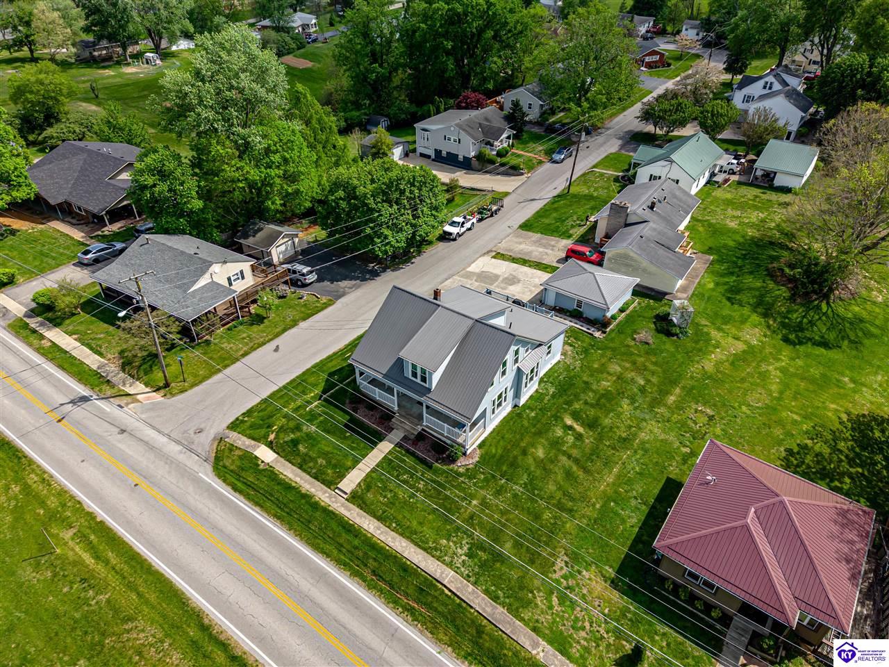 405 Lawrence Street Brandenburg, KY 40108 #4