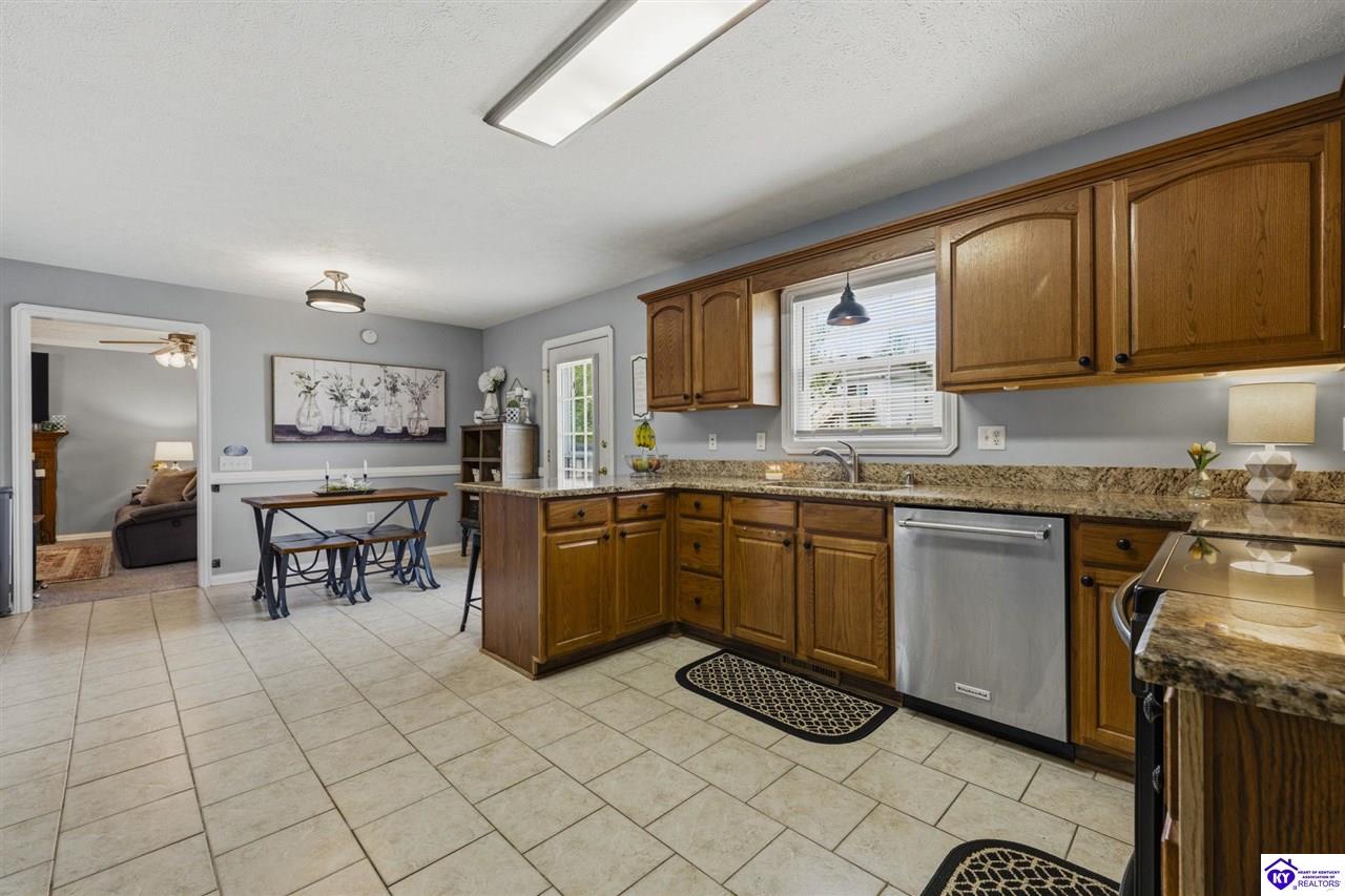 885 Hayden School Road Elizabethtown, KY 42701 #4