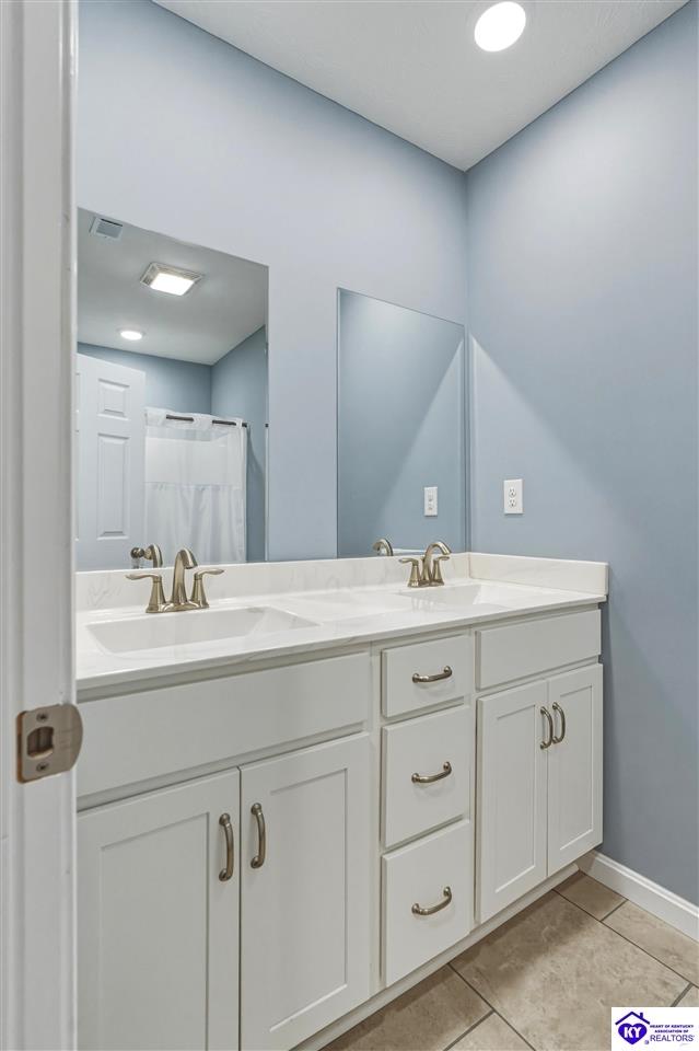 150 Michael Lane Brandenburg, KY 40108 #4