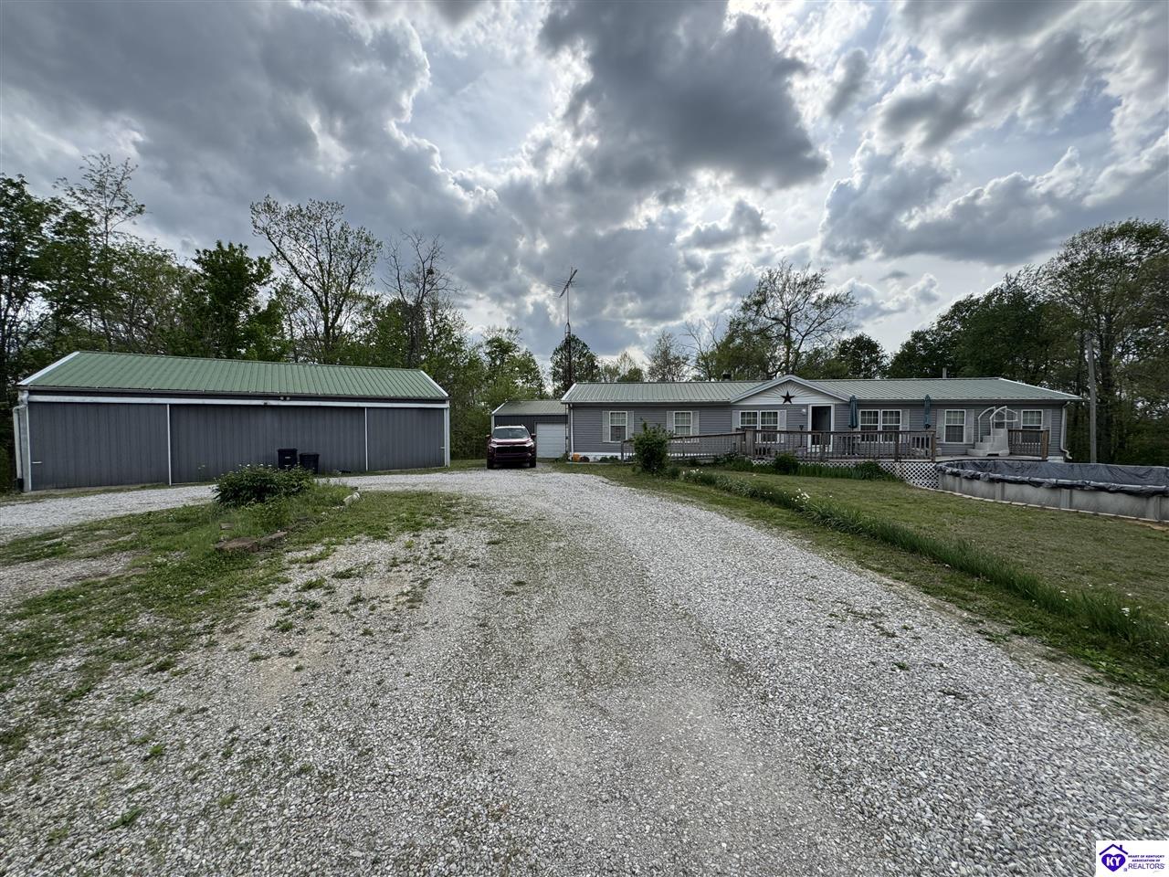 704 Harper Henderson LaneHardinsburg,&nbsp;KY&nbsp;40143