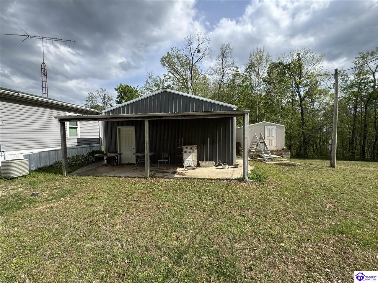 704 Harper Henderson Lane Hardinsburg, KY 40143 #4