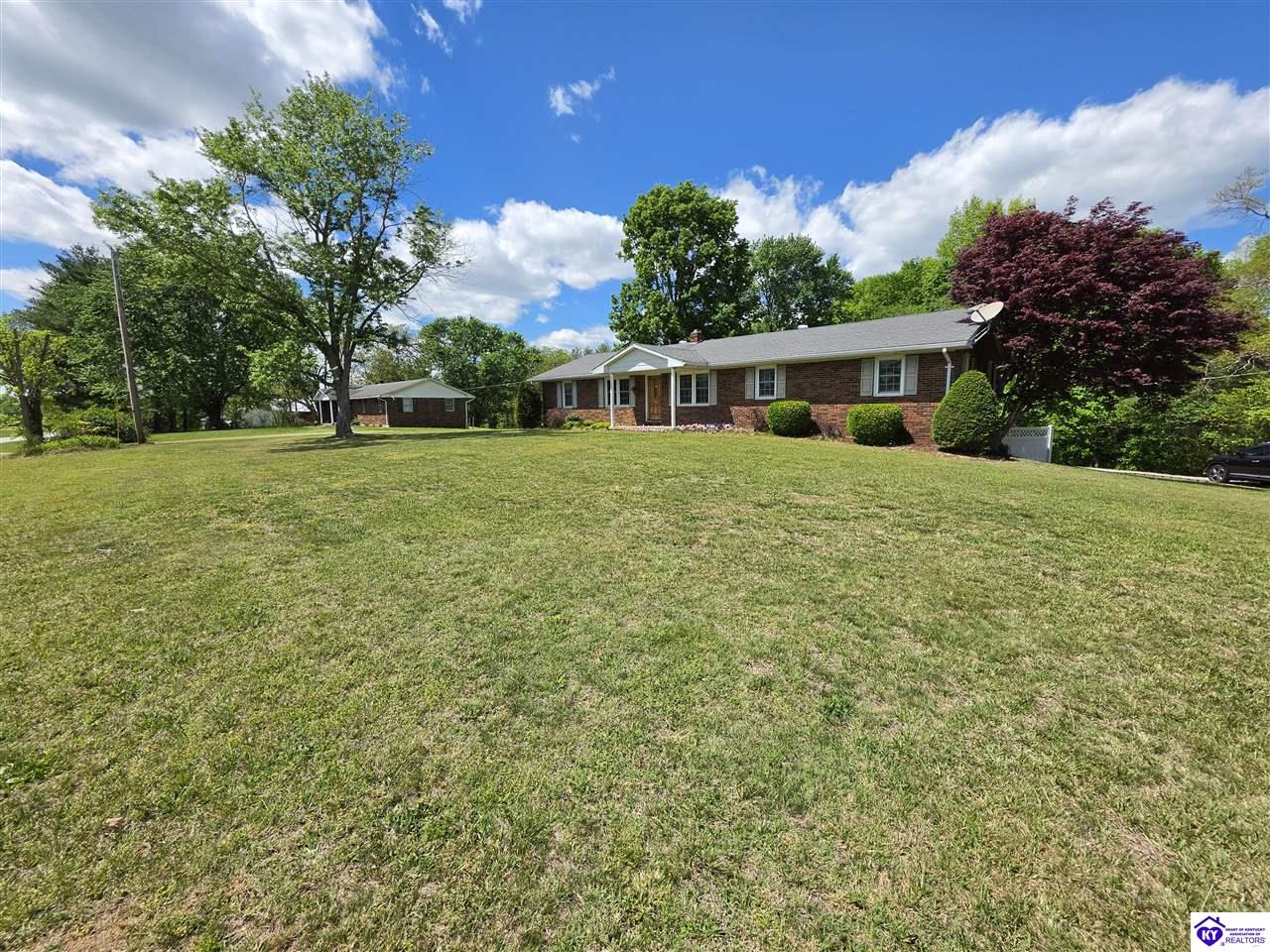 1088 Knifley Road Campbellsville, KY 42718 #1