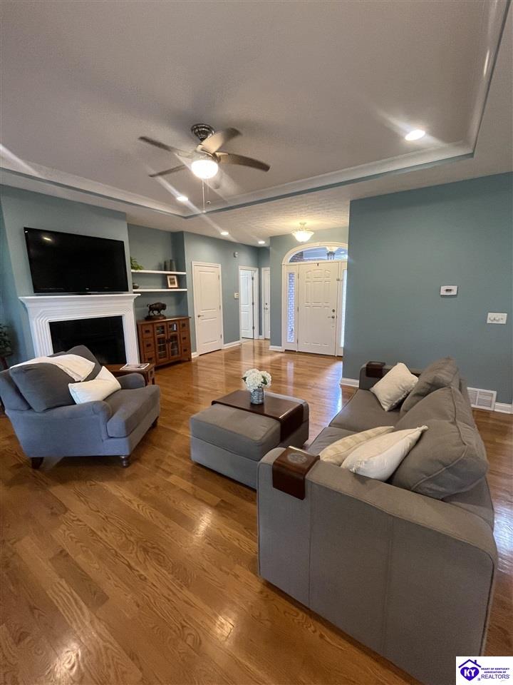 104 Antler Court Elizabethtown, KY 42701 #4