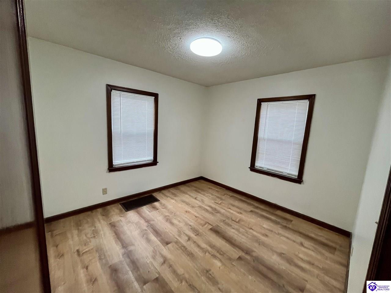 501 Churchill Court Elizabethtown, KY 42701 #4