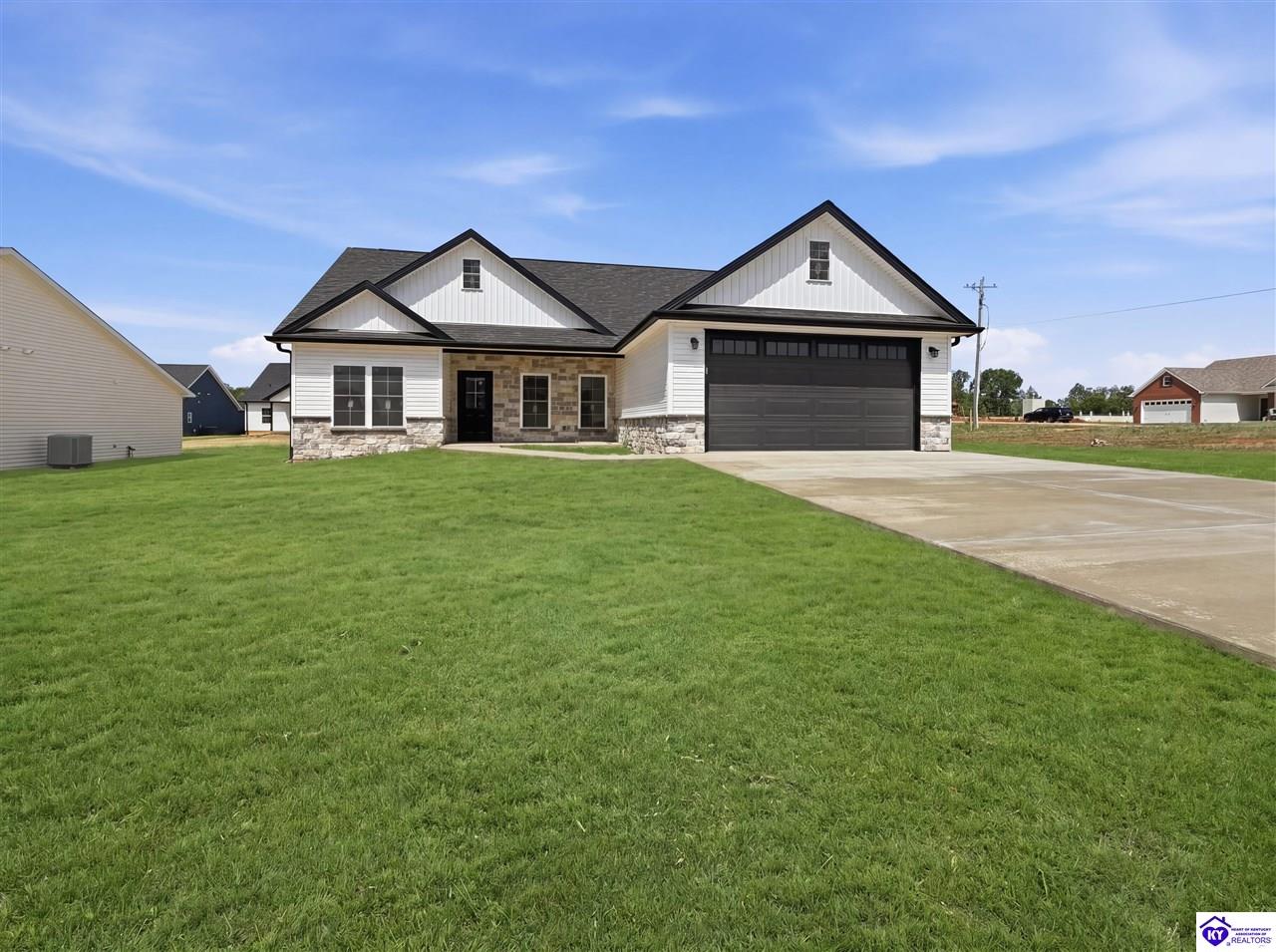 26 Robert Allen LaneBrandenburg,&nbsp;KY&nbsp;40108