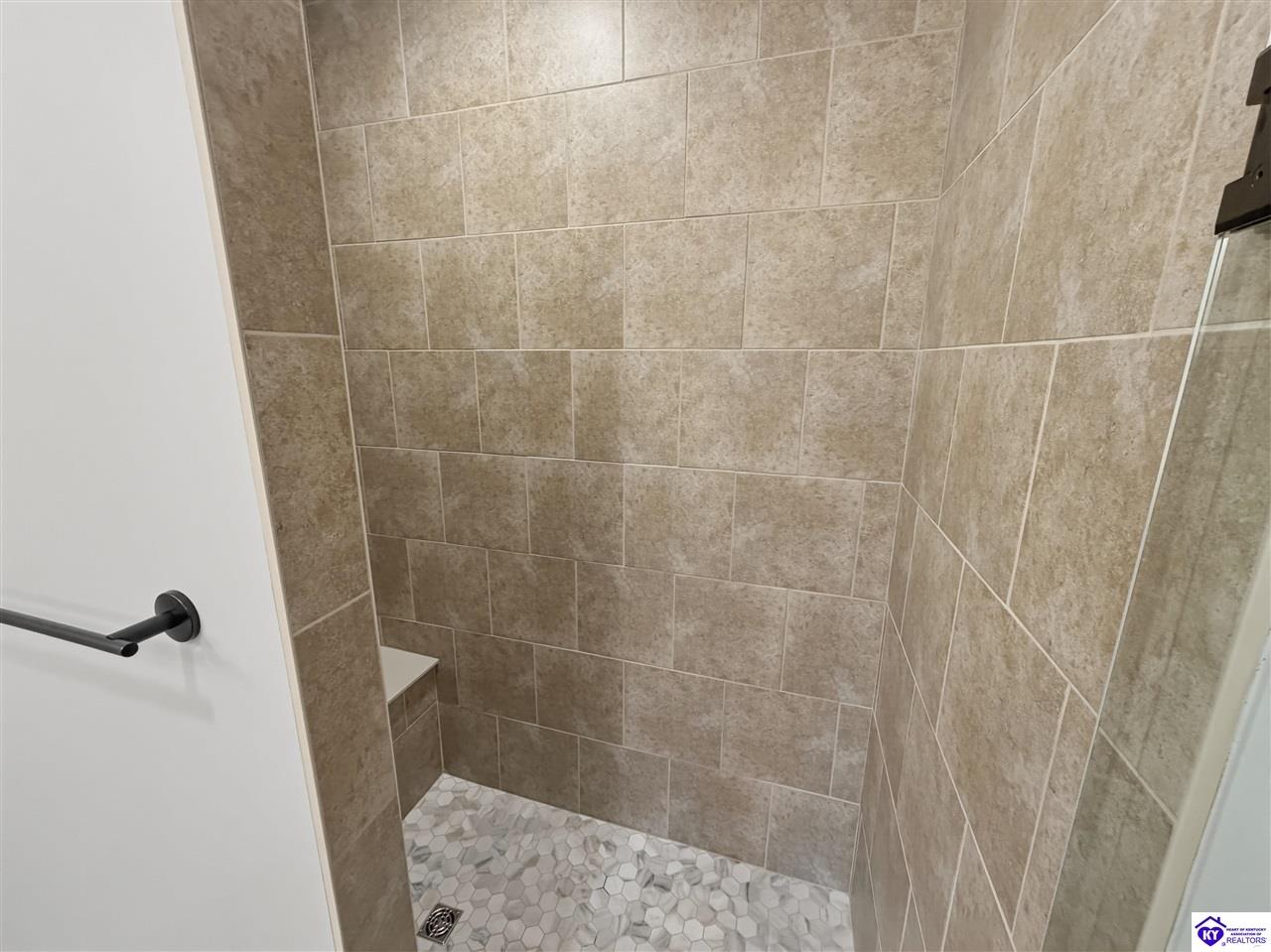26 Robert Allen Lane Brandenburg, KY 40108 #3