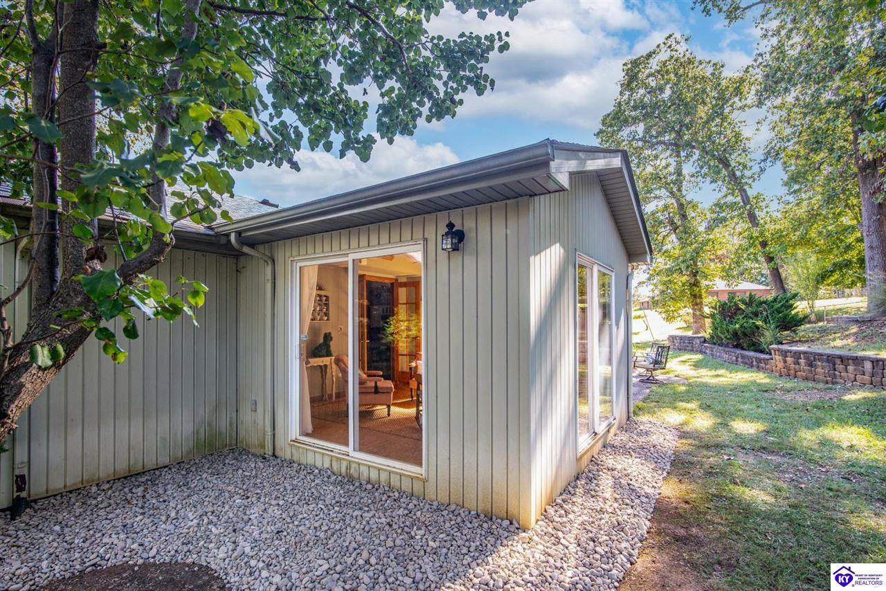 102 Thicket Court Radcliff, KY 40160 #2