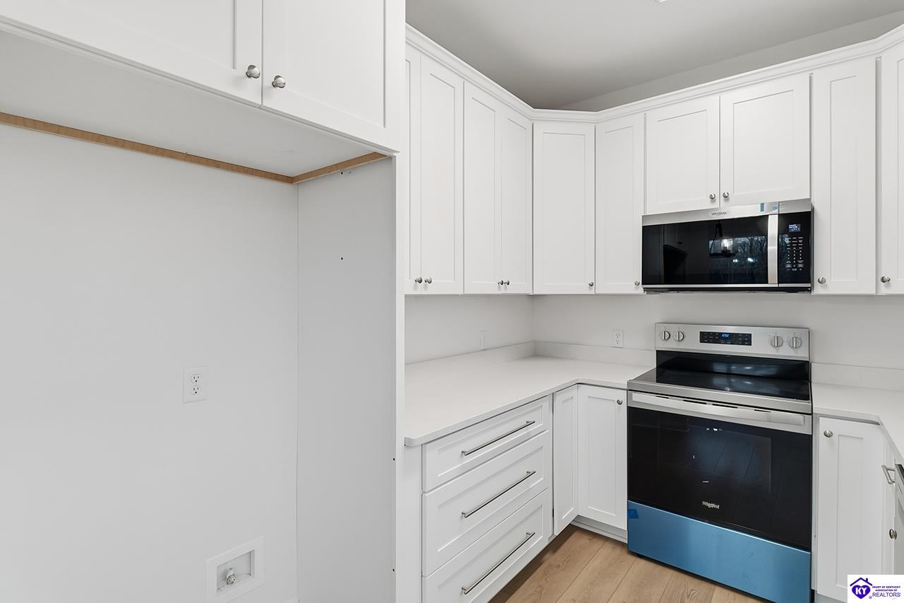 116 Danbrook Court Radcliff, KY 40160 #3