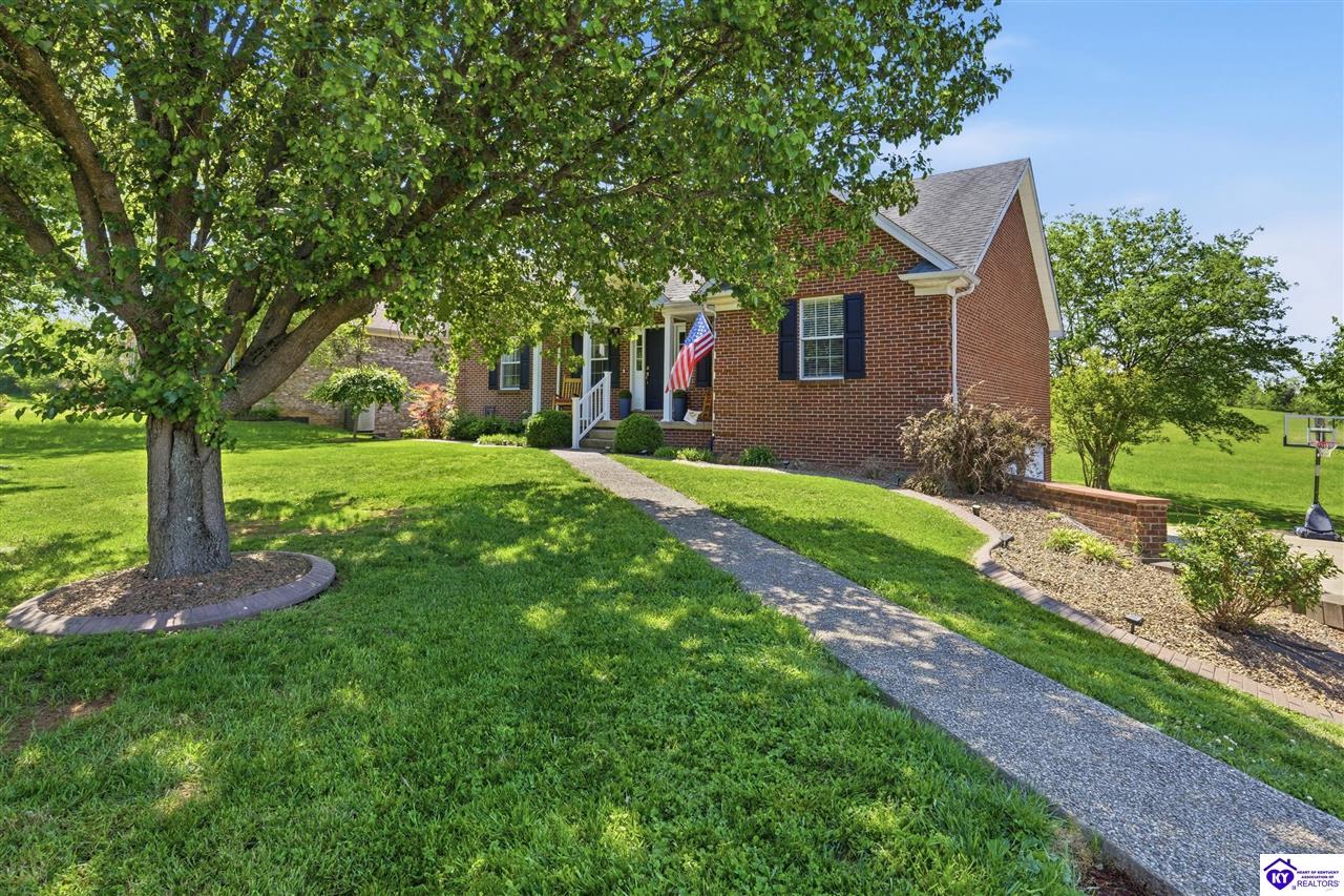 1003 Whispering Oak Drive Bardstown, KY 40004 #1