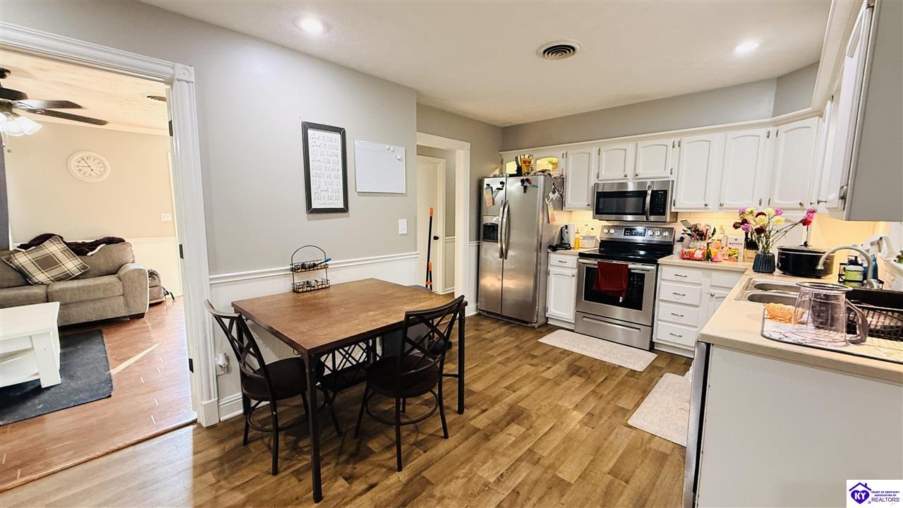 124 Park Avenue Greensburg, KY 42743 #4
