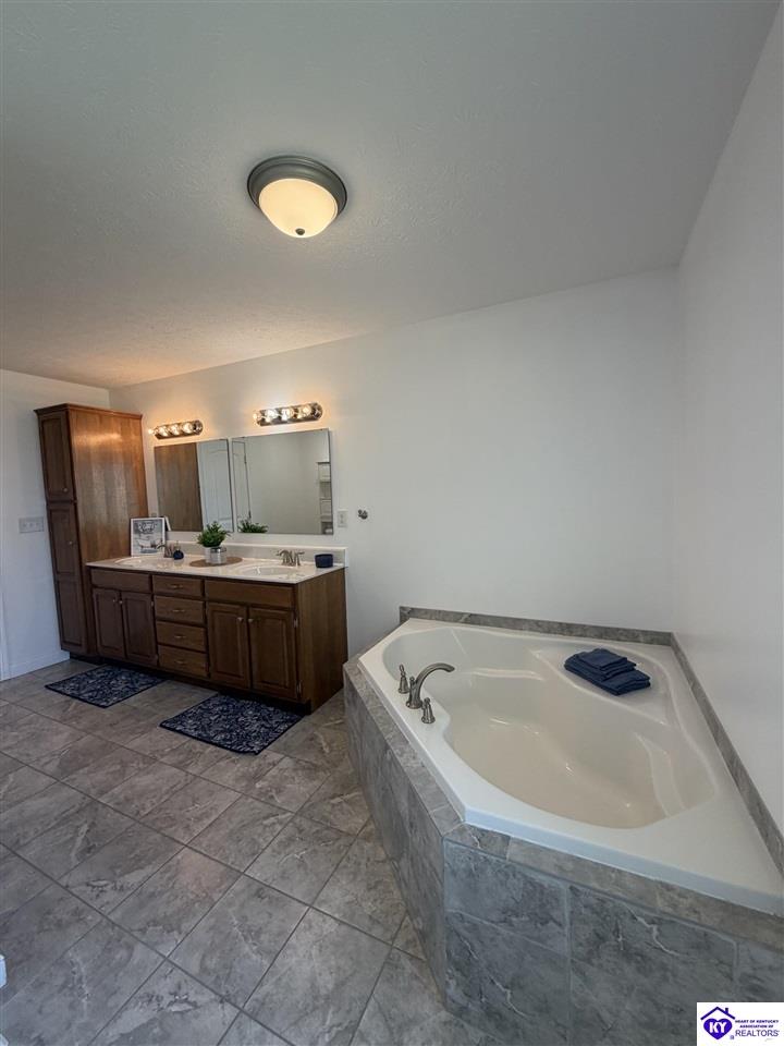 154 River Cliff Boulevard