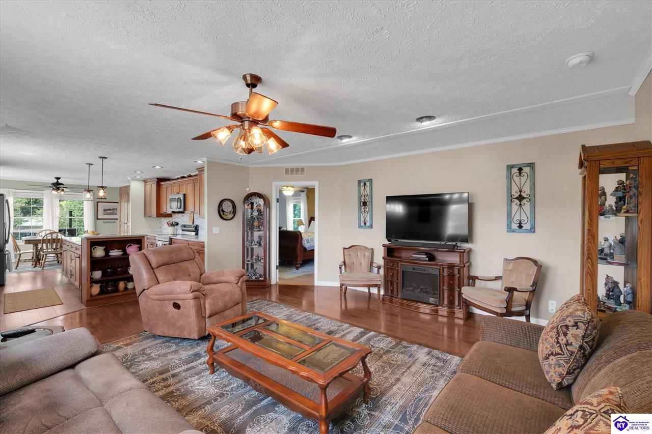 464 Cruse Road Sonora, KY 42776 #2